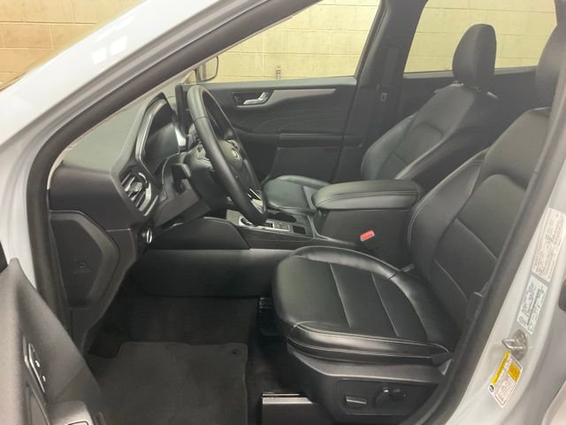 Certified 2025 Ford Escape Platinum image 8