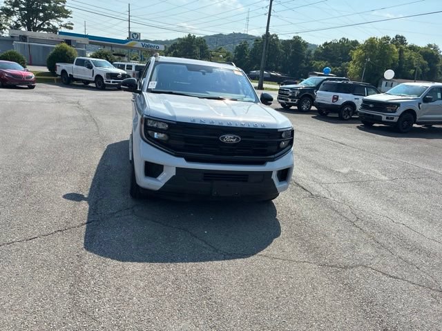 Certified 2025 Ford Expedition Active AWD/4WD image 4