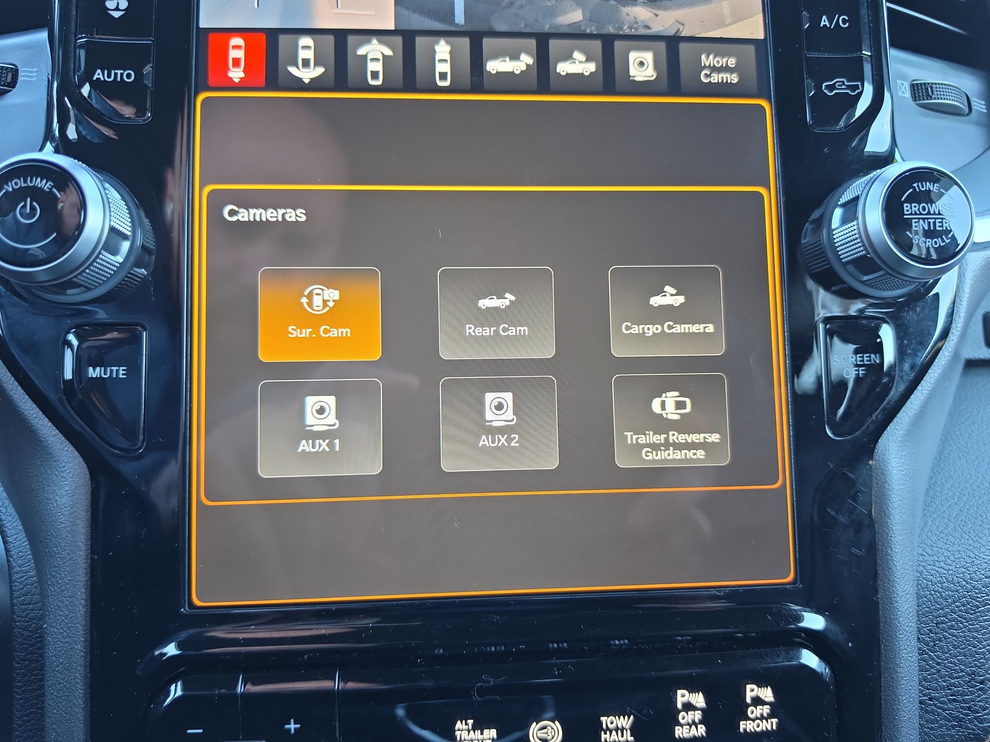 Used 2024 RAM 2500 Laramie w/ Night Edition AWD/4WD image 30