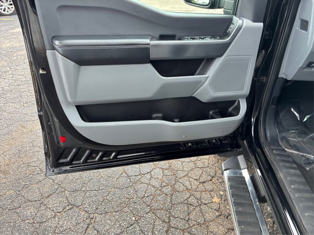 Certified 2024 Ford F250 XLT AWD/4WD image 18