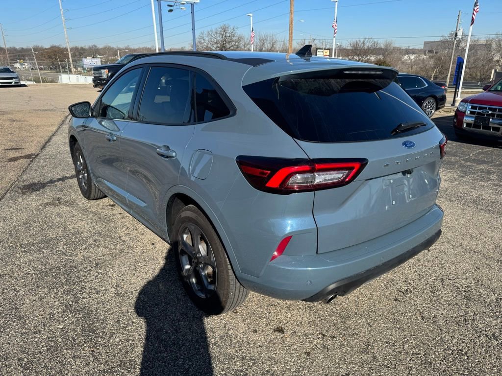 Certified 2023 Ford Escape ST-Line w/ Tech Pack #1 image 2