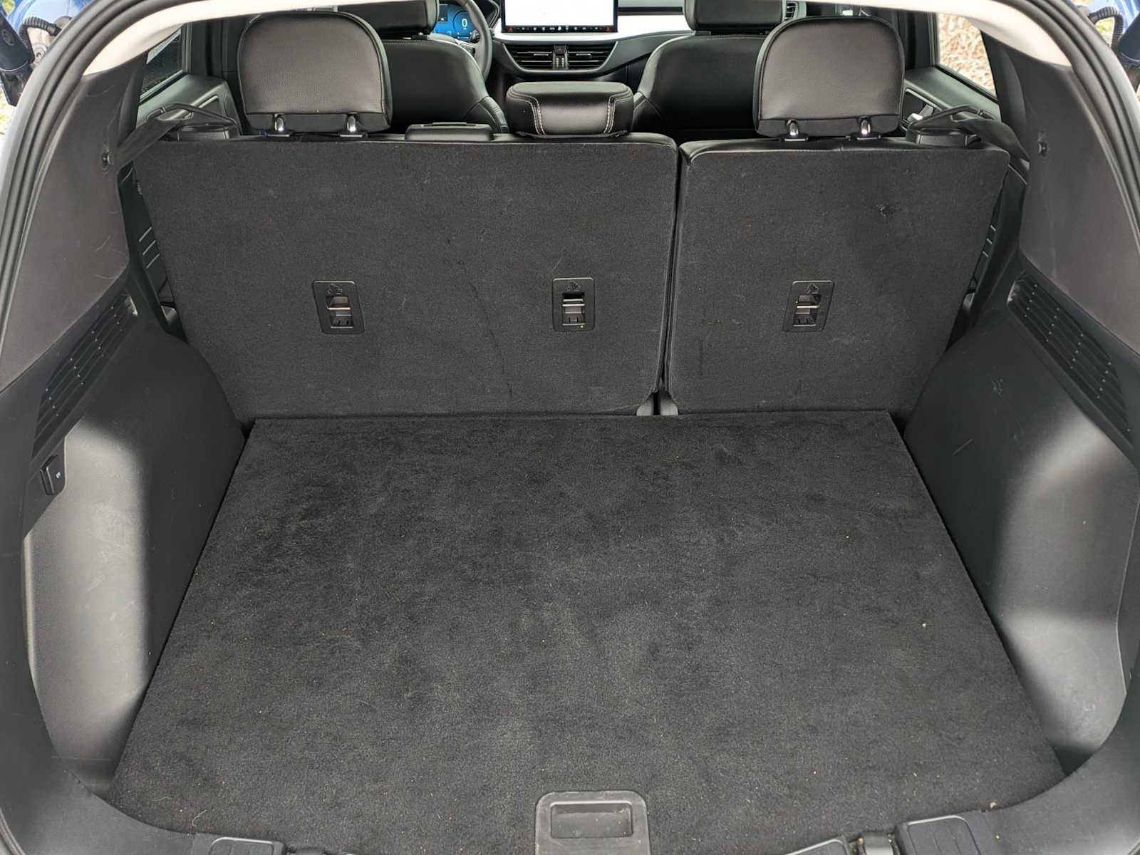 Certified 2023 Ford Escape Platinum w/ Premium Technology Package AWD/4WD image 33