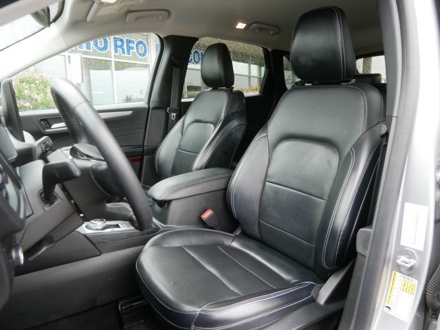 Certified 2023 Ford Escape Platinum AWD/4WD image 12
