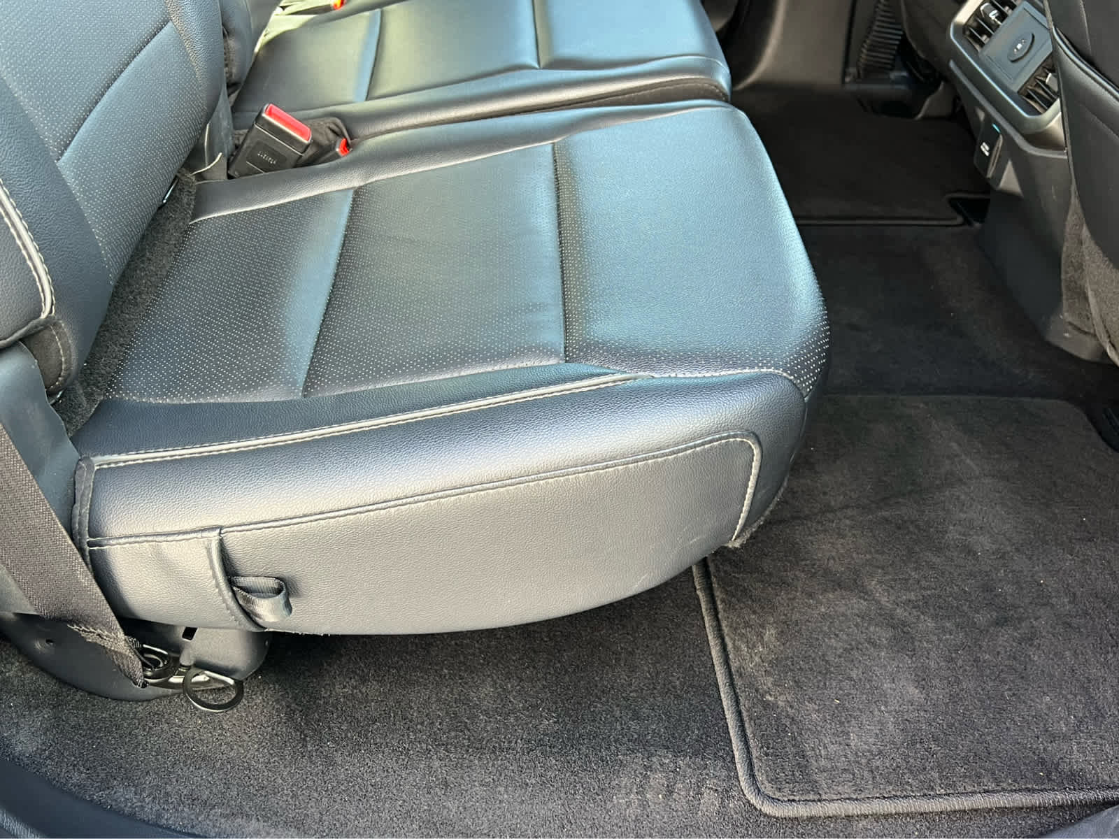 Certified 2025 Ford F150 Lariat image 23