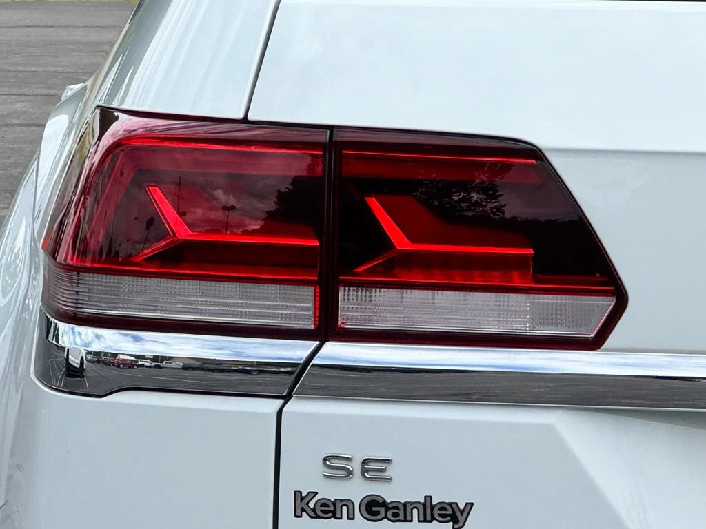 Used 2022 Volkswagen Atlas SE AWD/4WD image 11