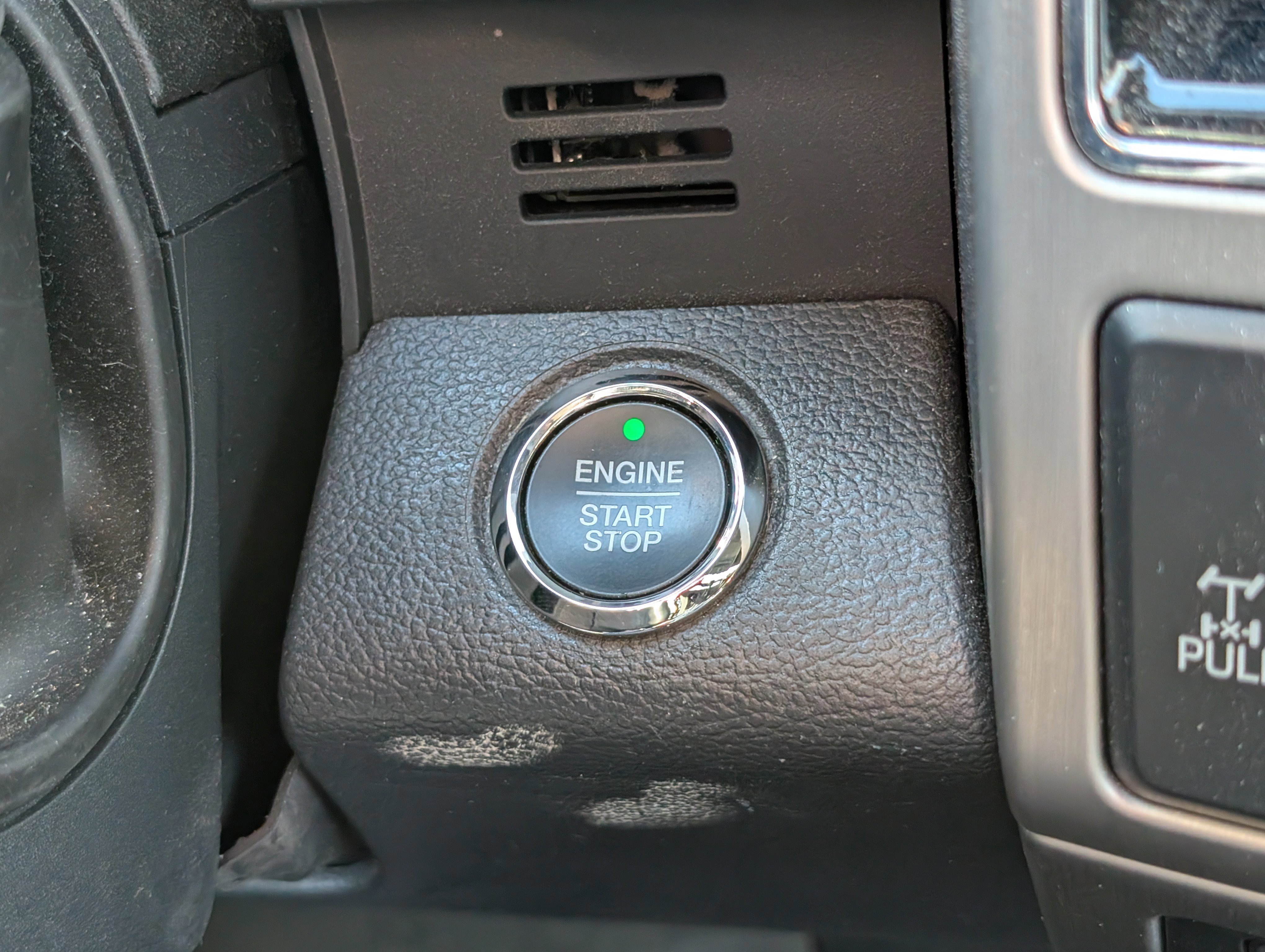 Certified 2022 Ford F350 Platinum image 27