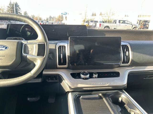 Certified 2025 Ford Expedition Active image 24