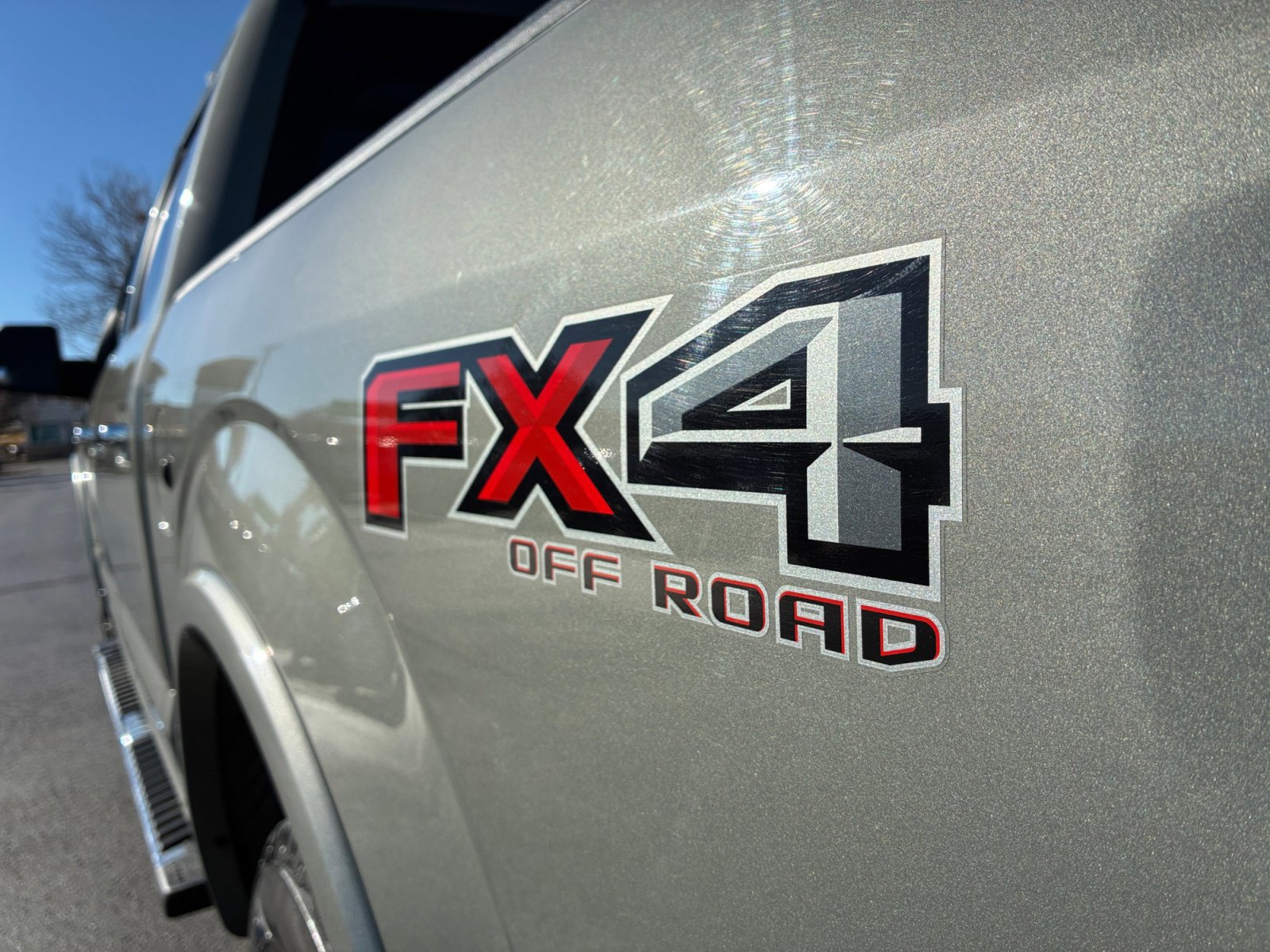 Certified 2019 Ford F150 Lariat w/ Equipment Group 502A Luxury image 23