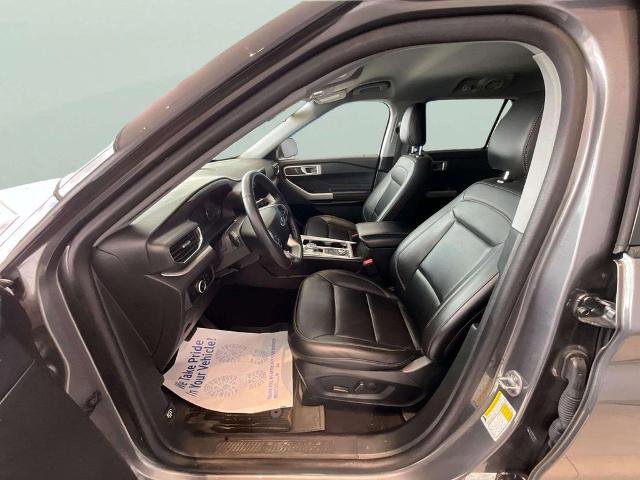 Certified 2024 Ford Explorer XLT w/ Equipment Group 202A AWD/4WD image 14
