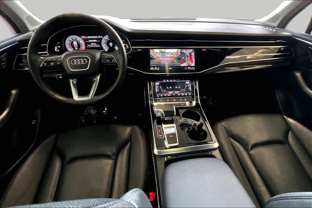 Used 2022 Audi Q7 3.0T Premium Plus w/ Premium Plus Package AWD/4WD image 16