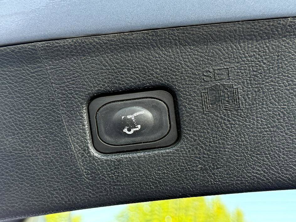 Certified 2022 Ford Edge Titanium image 11