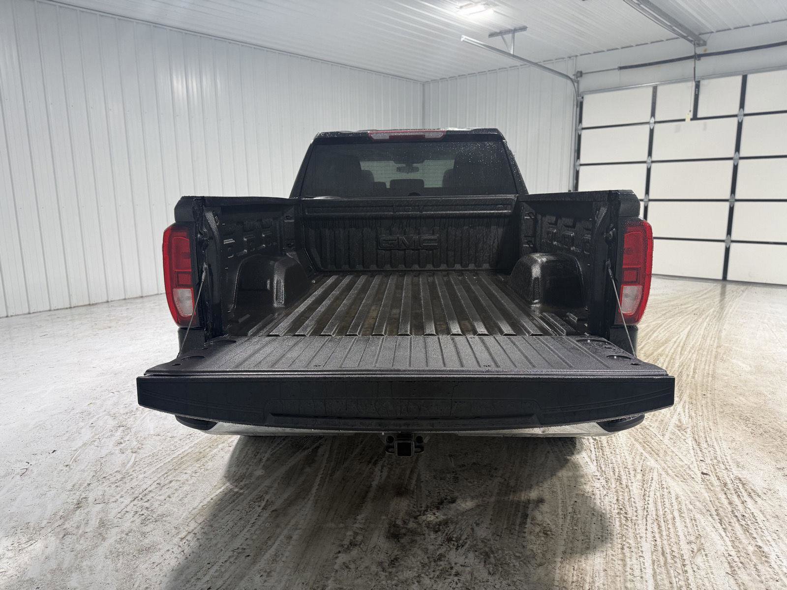 Used 2020 GMC Sierra 1500 SLE w/ SLE Value Package image 24