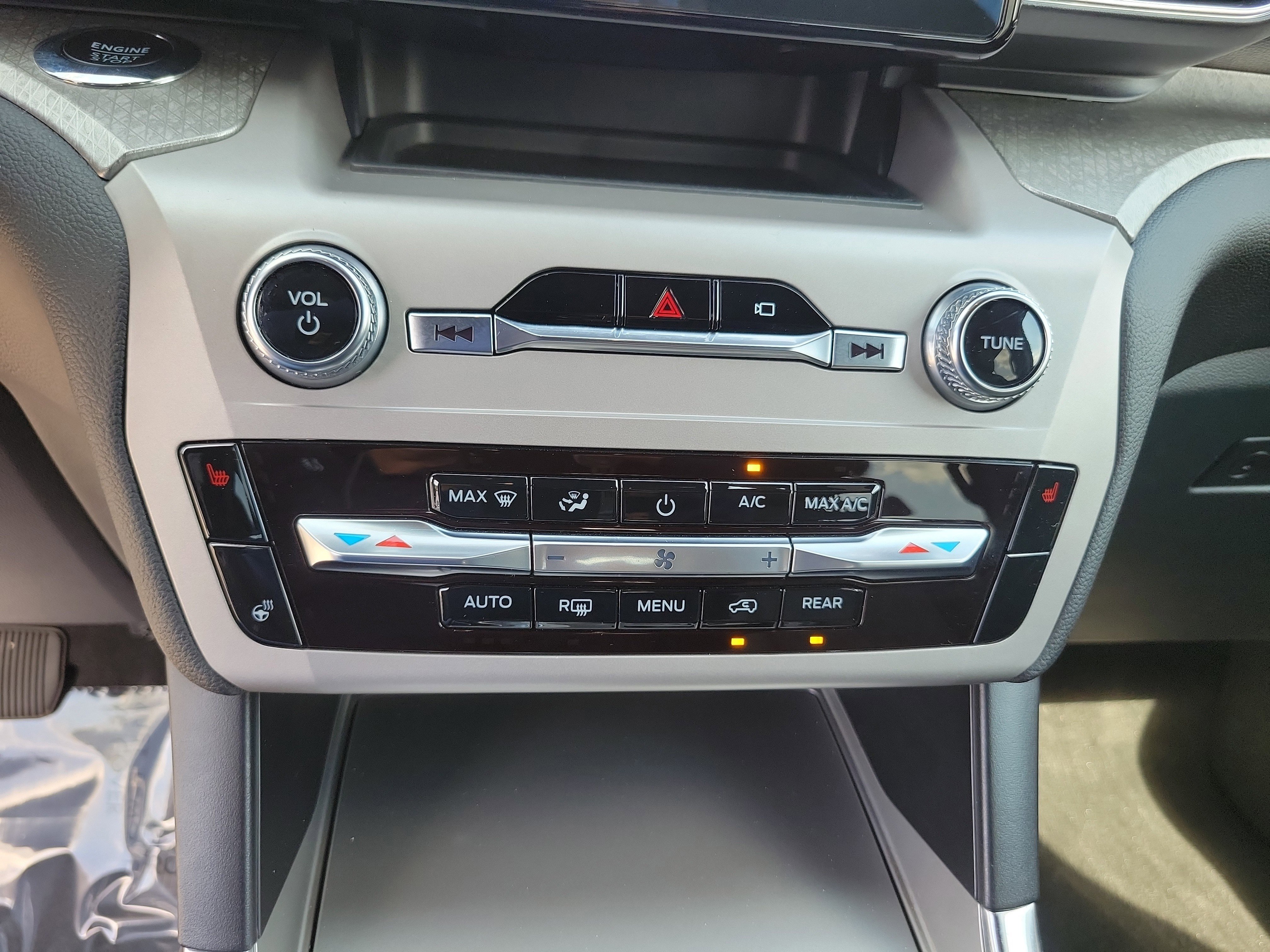 Certified 2023 Ford Explorer Timberline w/ Timberline Technology Package AWD/4WD image 31