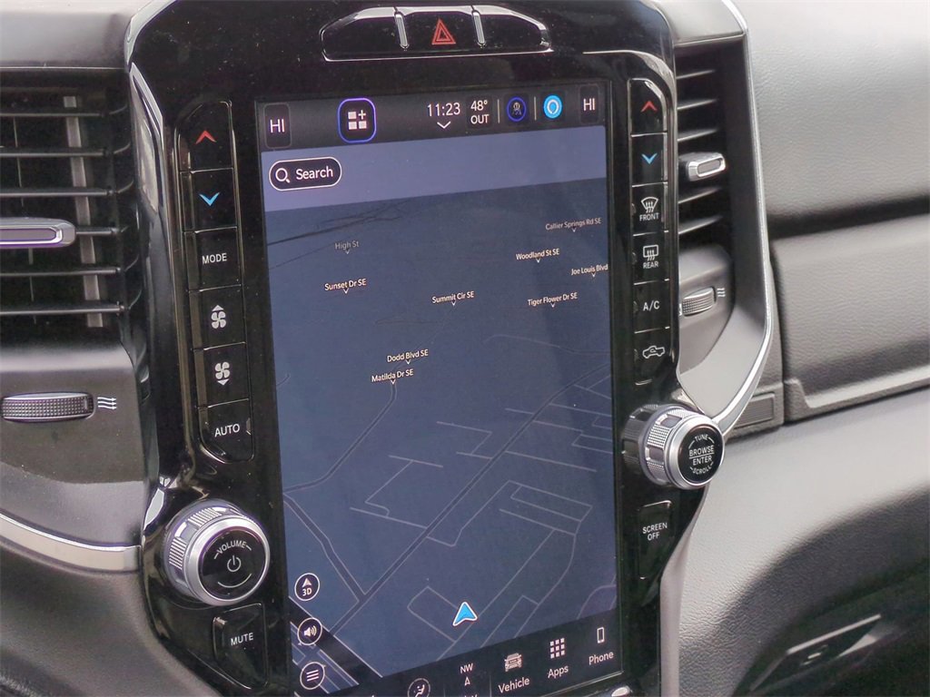 Used 2024 RAM 2500 Big Horn w/ Sport Appearance Package image 21