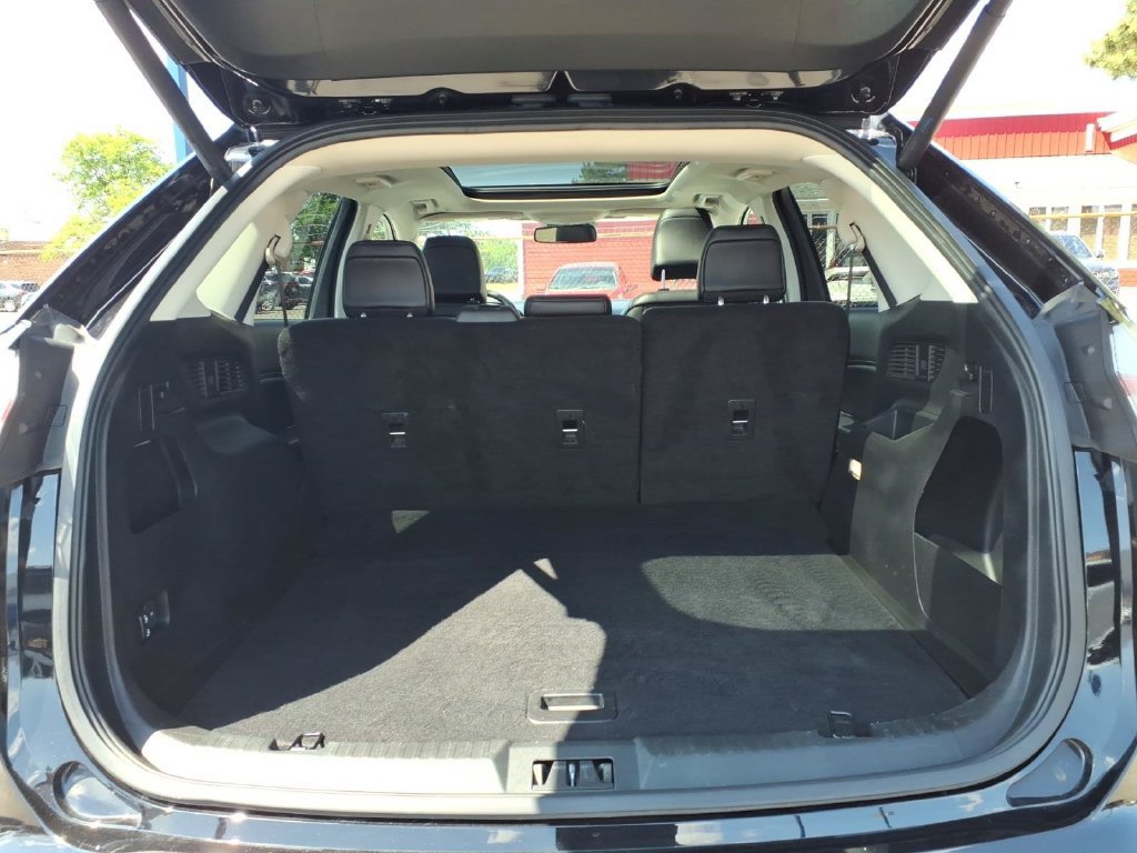 Certified 2024 Ford Edge SEL w/ Convenience Package AWD/4WD image 9