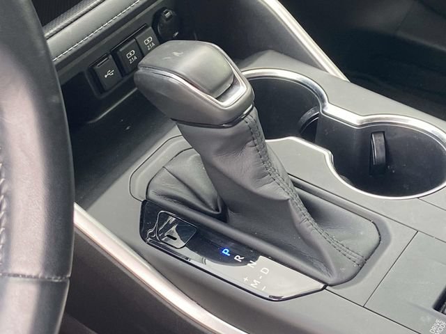Used 2020 Toyota Highlander XLE FWD image 27