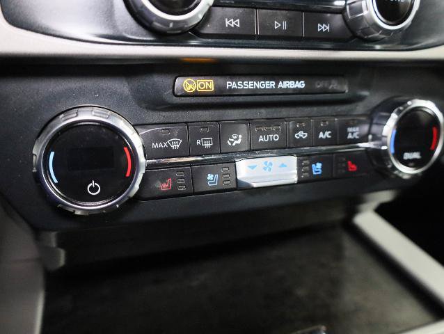 Certified 2022 Ford F250 Lariat w/ Chrome Package AWD/4WD image 19