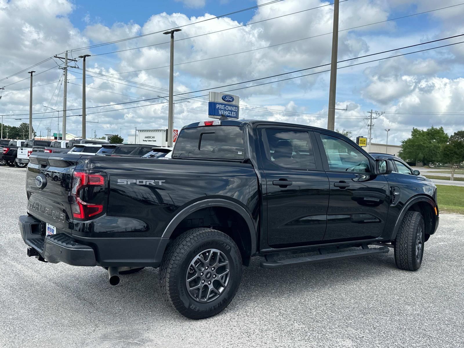 Certified 2024 Ford Ranger XLT w/ Equipment Group 301A High image 5