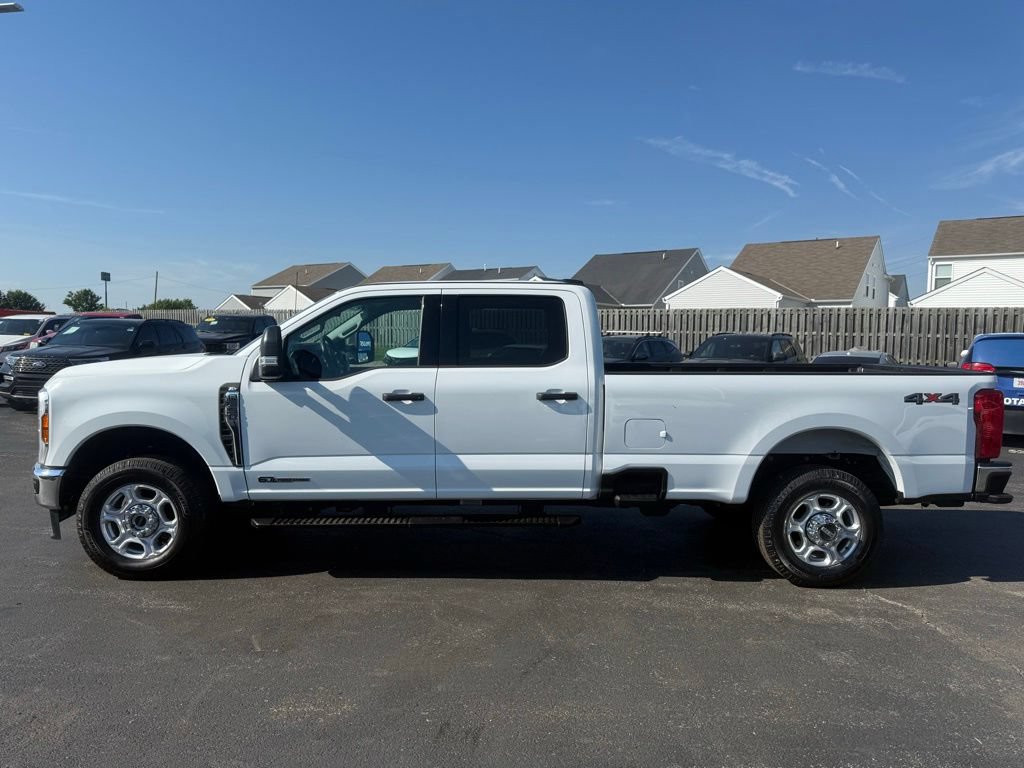 Certified 2025 Ford F350 XLT AWD/4WD image 10