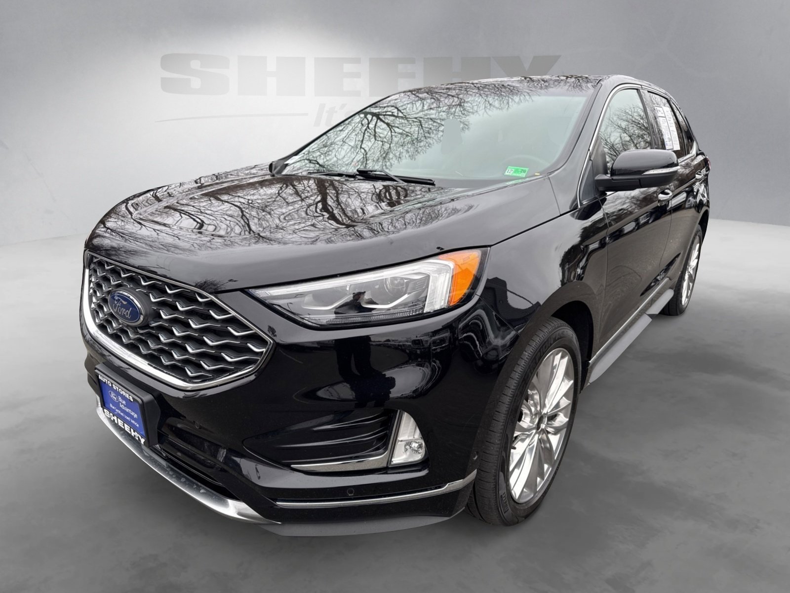 Certified 2020 Ford Edge Titanium w/ Equipment Group 301A image 17