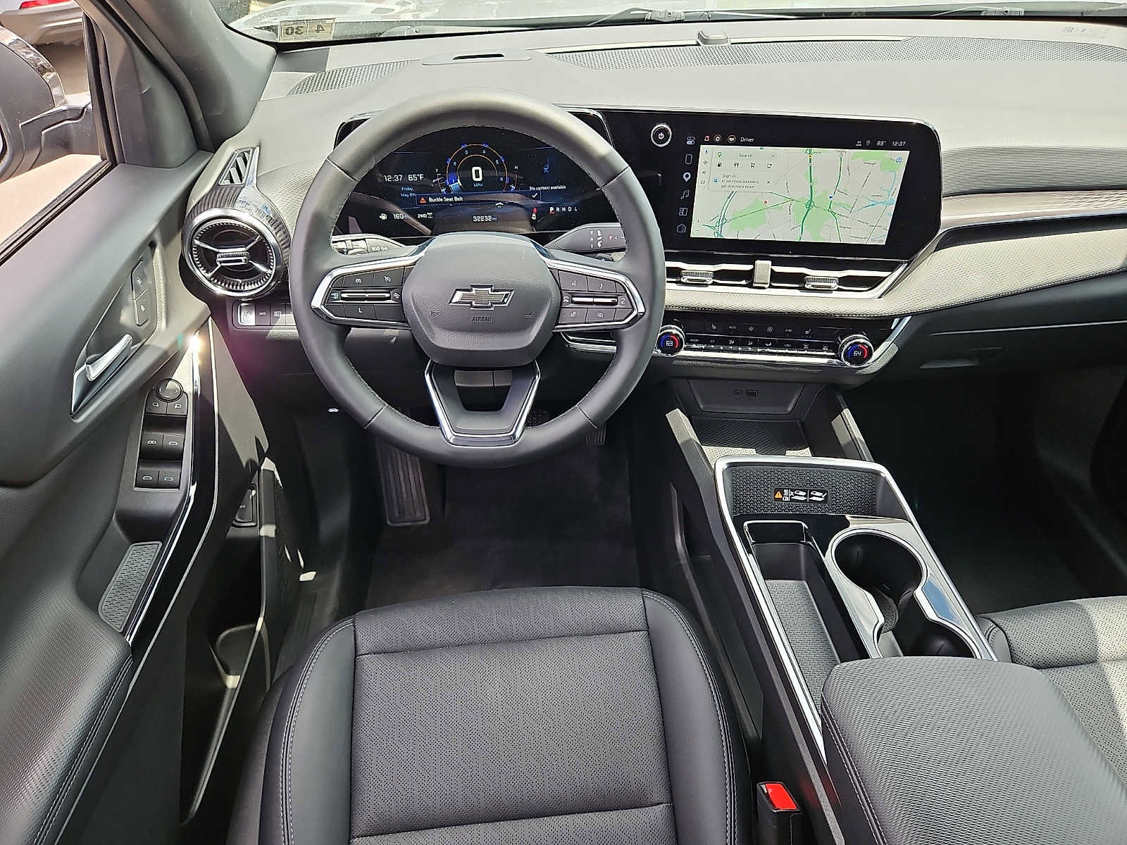 Used 2025 Chevrolet Equinox LT w/ Convenience Package II AWD/4WD image 9