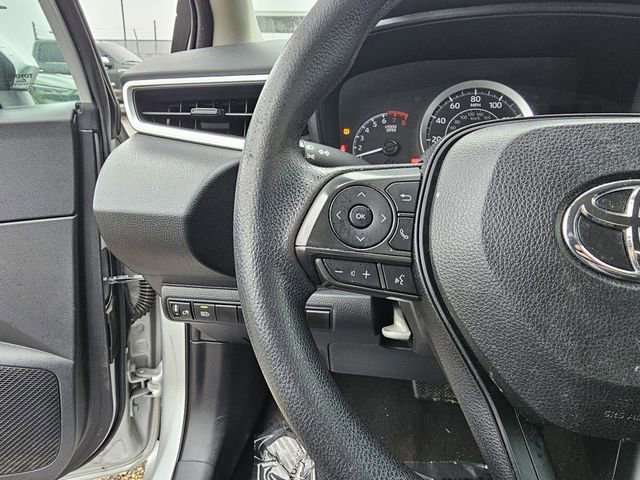 Used 2021 Toyota Corolla LE image 21