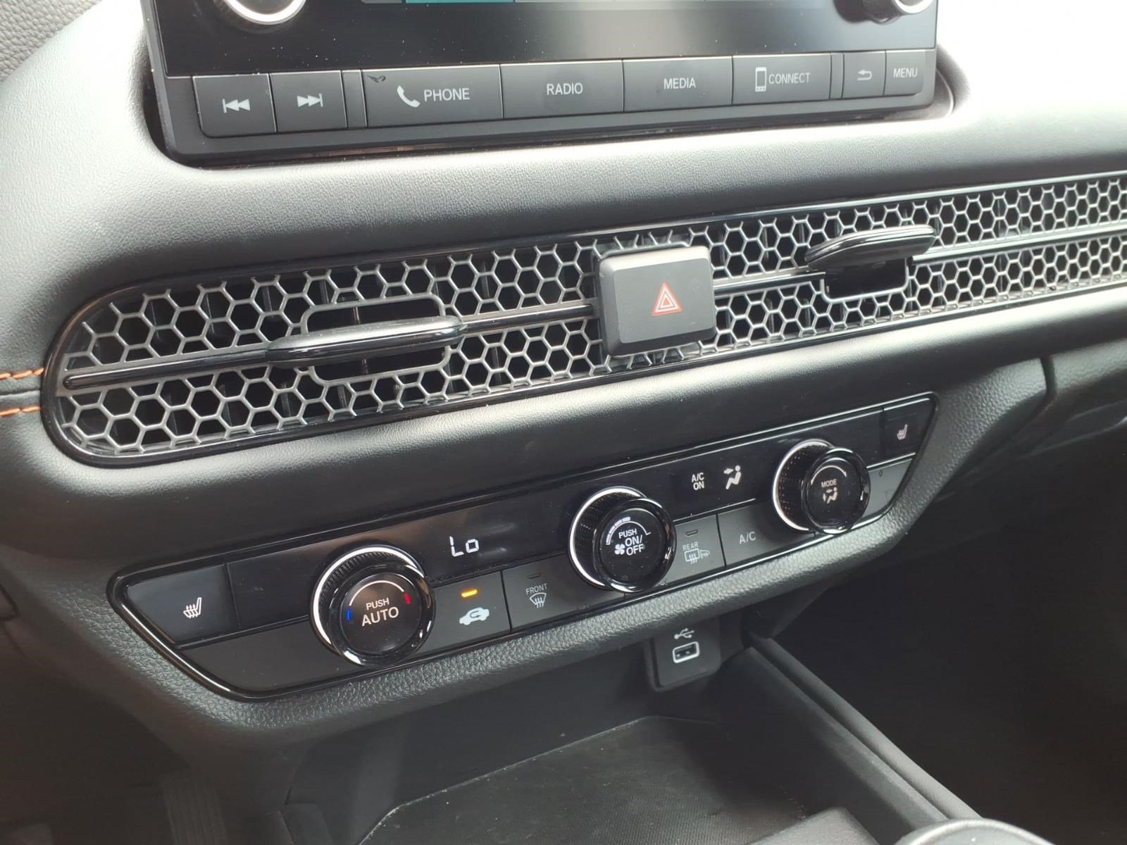 Used 2025 Honda HR-V Sport image 21