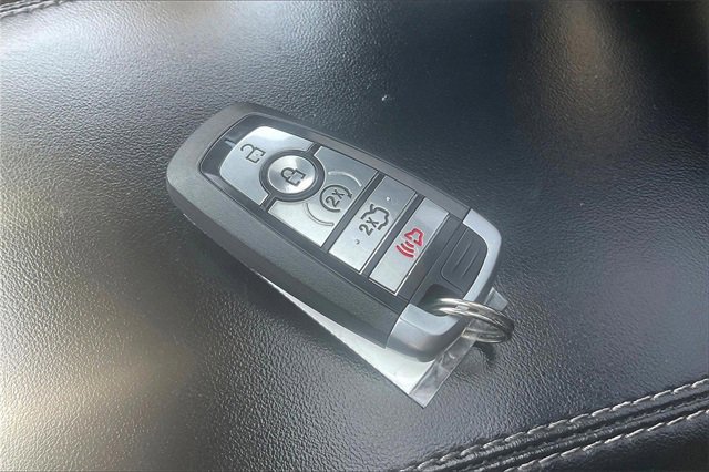 Certified 2021 Ford Explorer XLT w/ Equipment Group 202A image 13