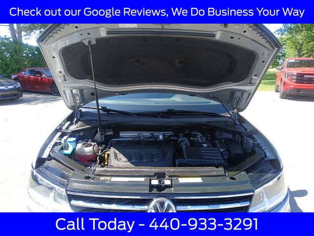 Used 2021 Volkswagen Tiguan SE AWD/4WD image 15