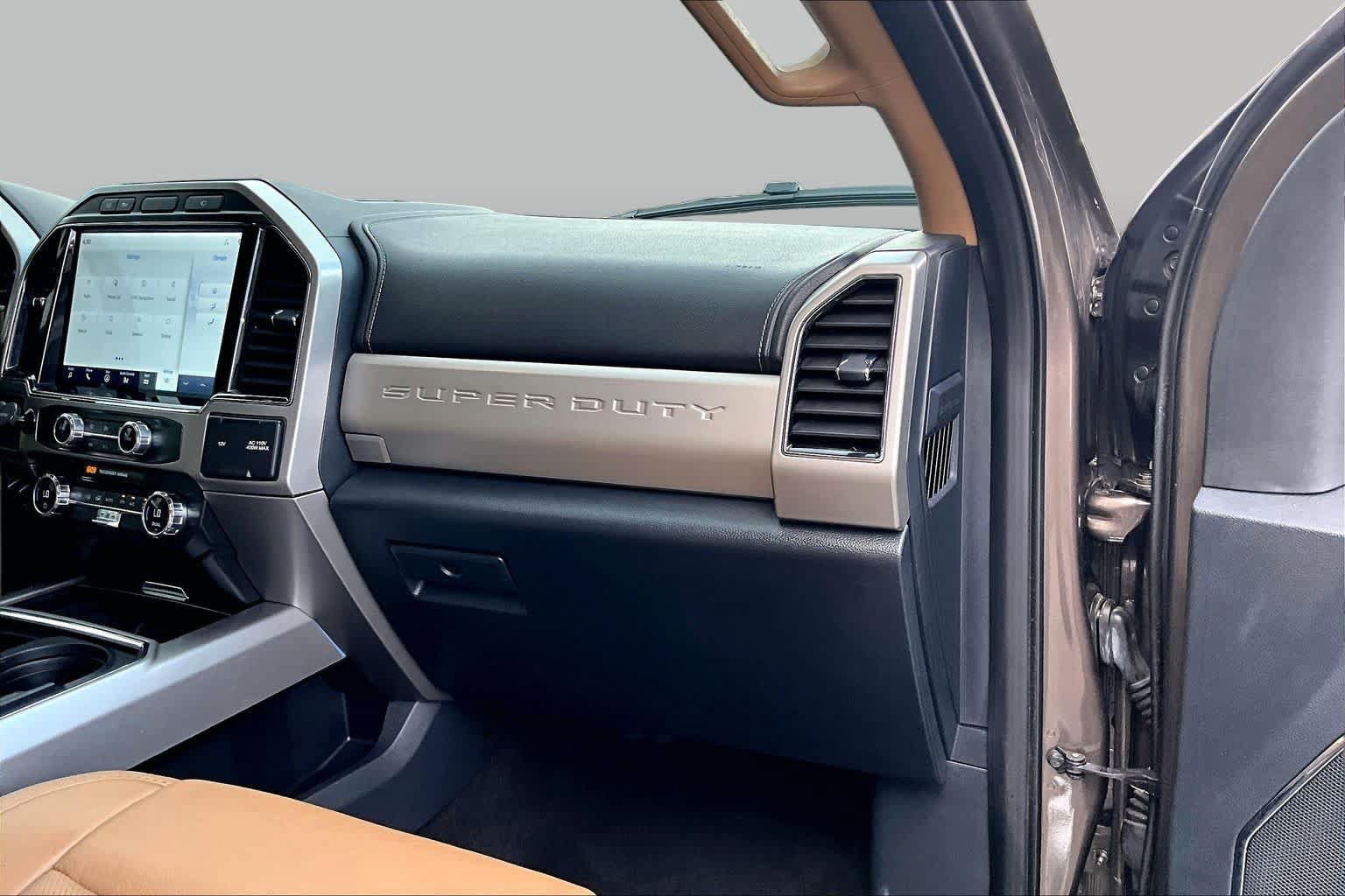 Certified 2022 Ford F350 Lariat AWD/4WD image 19