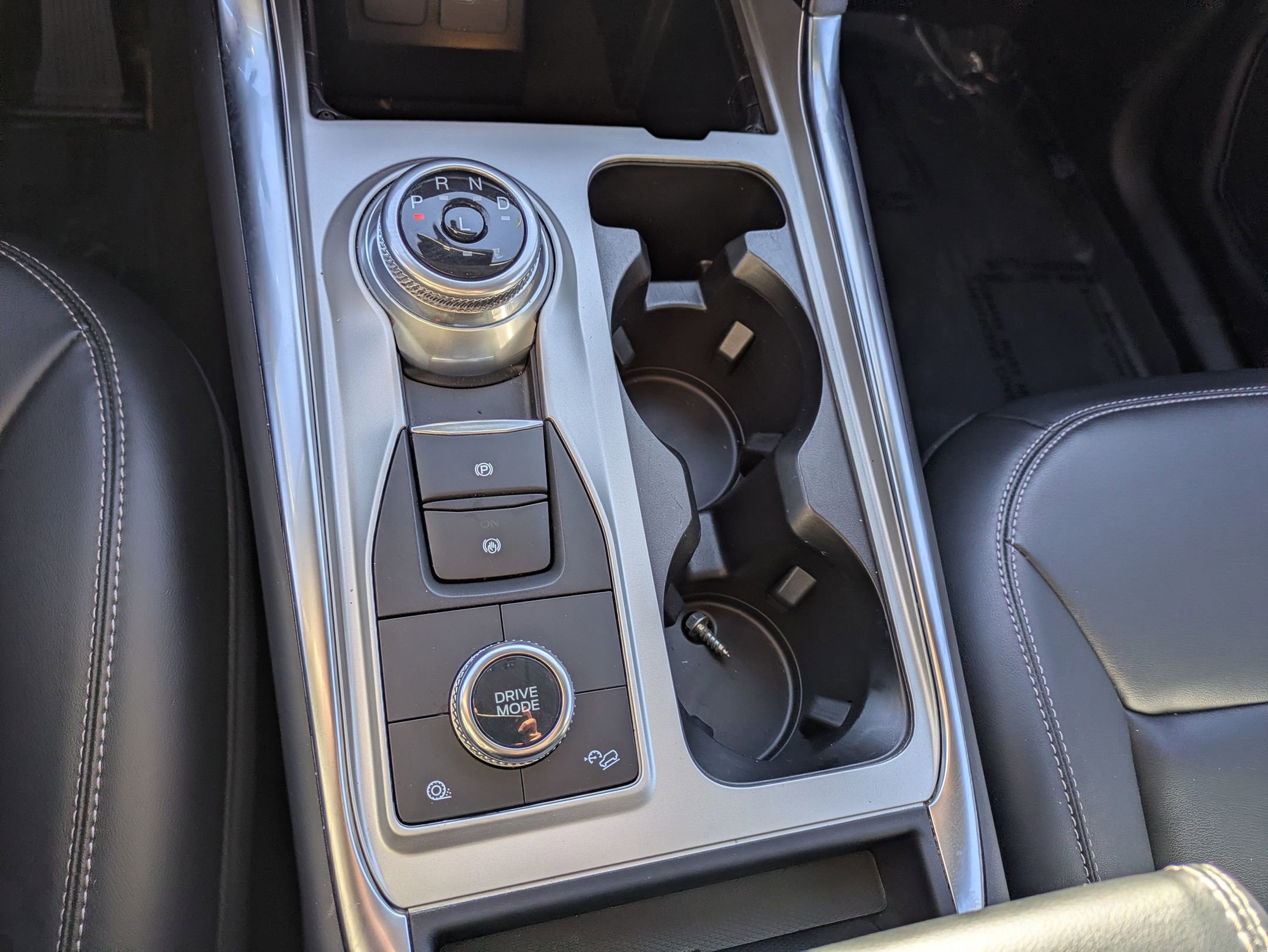 Certified 2023 Ford Explorer XLT w/ Equipment Group 202A image 22