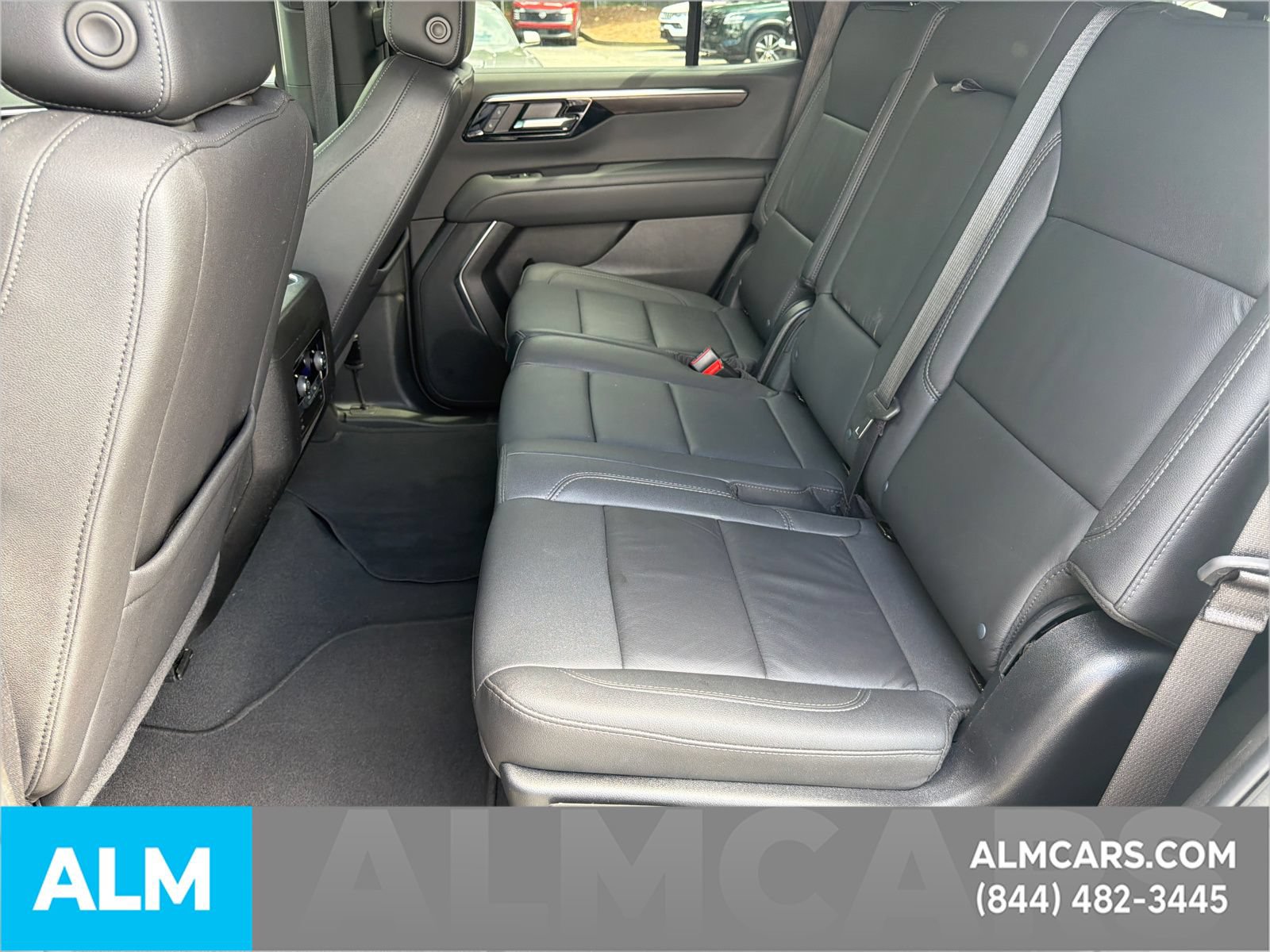 Used 2025 Chevrolet Tahoe LT AWD/4WD image 24