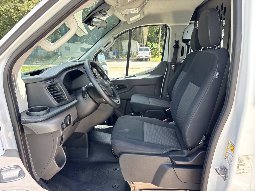 Certified 2025 Ford Transit 250 Low Roof w/ Exterior Upgrade Package RWD image 28