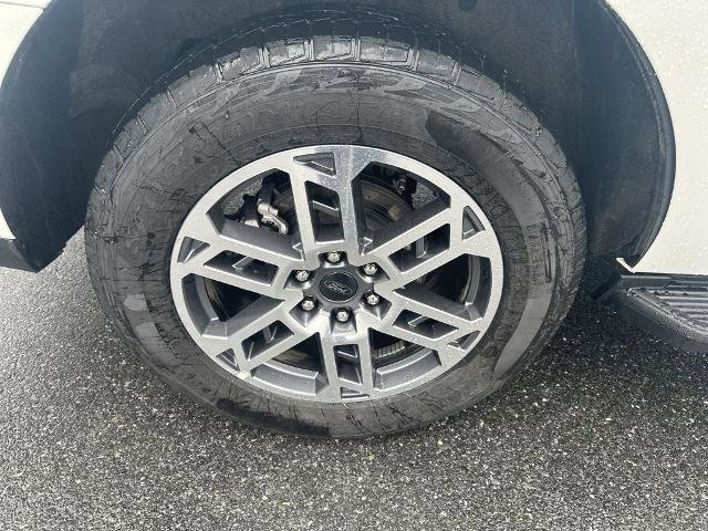 Certified 2025 Ford Expedition Active AWD/4WD image 9