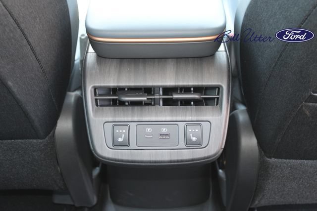 Used 2023 Nissan Ariya AWD/4WD image 15