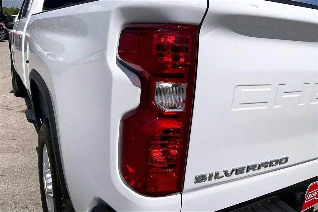 Used 2021 Chevrolet Silverado 2500 LT w/ Z71 Off-Road Package image 20