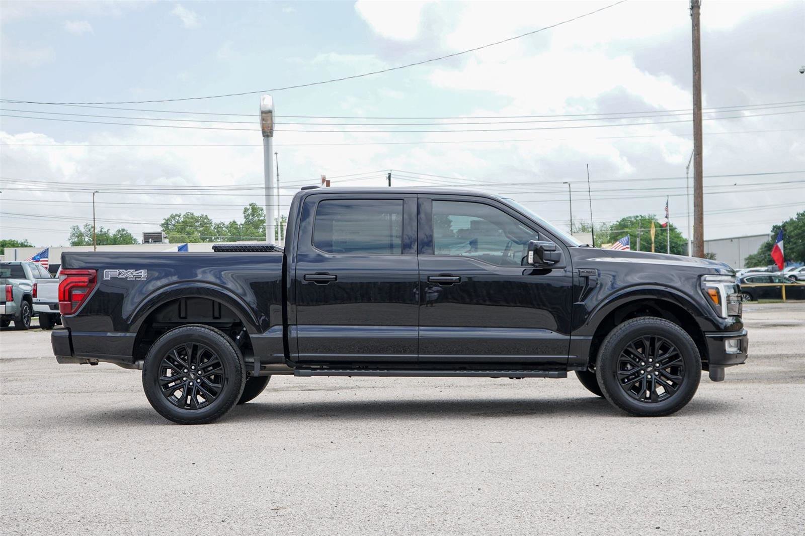 Certified 2024 Ford F150 Lariat w/ FX4 Off-Road Package image 2