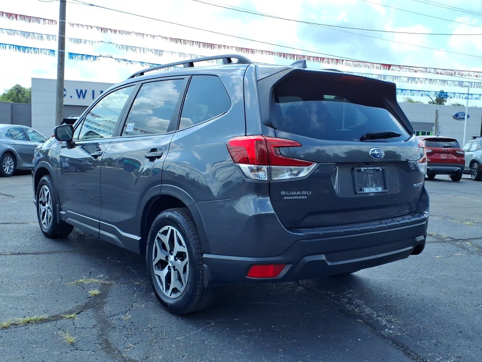 Used 2023 Subaru Forester Premium AWD/4WD image 14