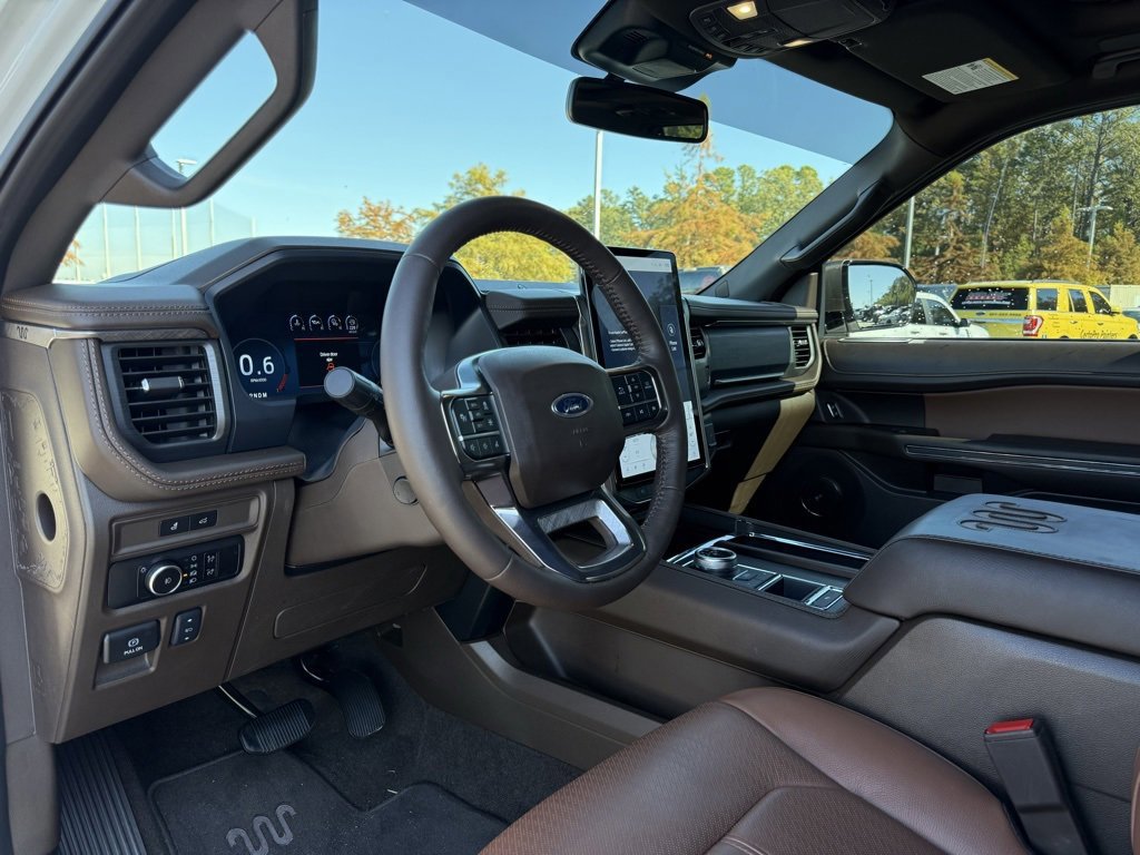 Certified 2024 Ford Expedition King Ranch image 10