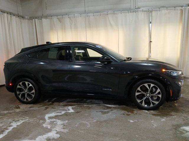 Certified 2022 Ford Mustang Mach-E Premium image 5