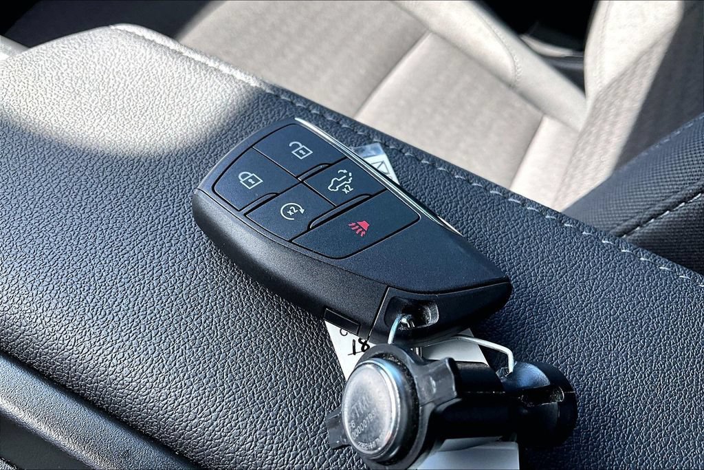 Used 2026 Chevrolet Silverado 1500 LT RWD image 11