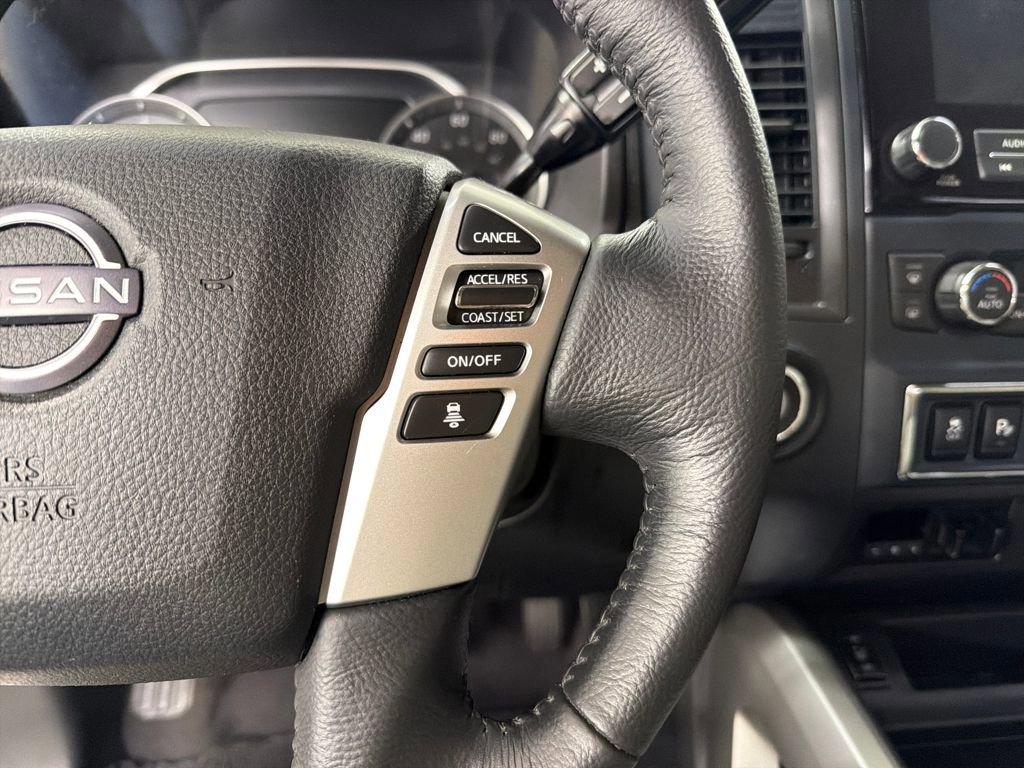 Used 2023 Nissan Titan SV w/ SV Convenience Package image 18