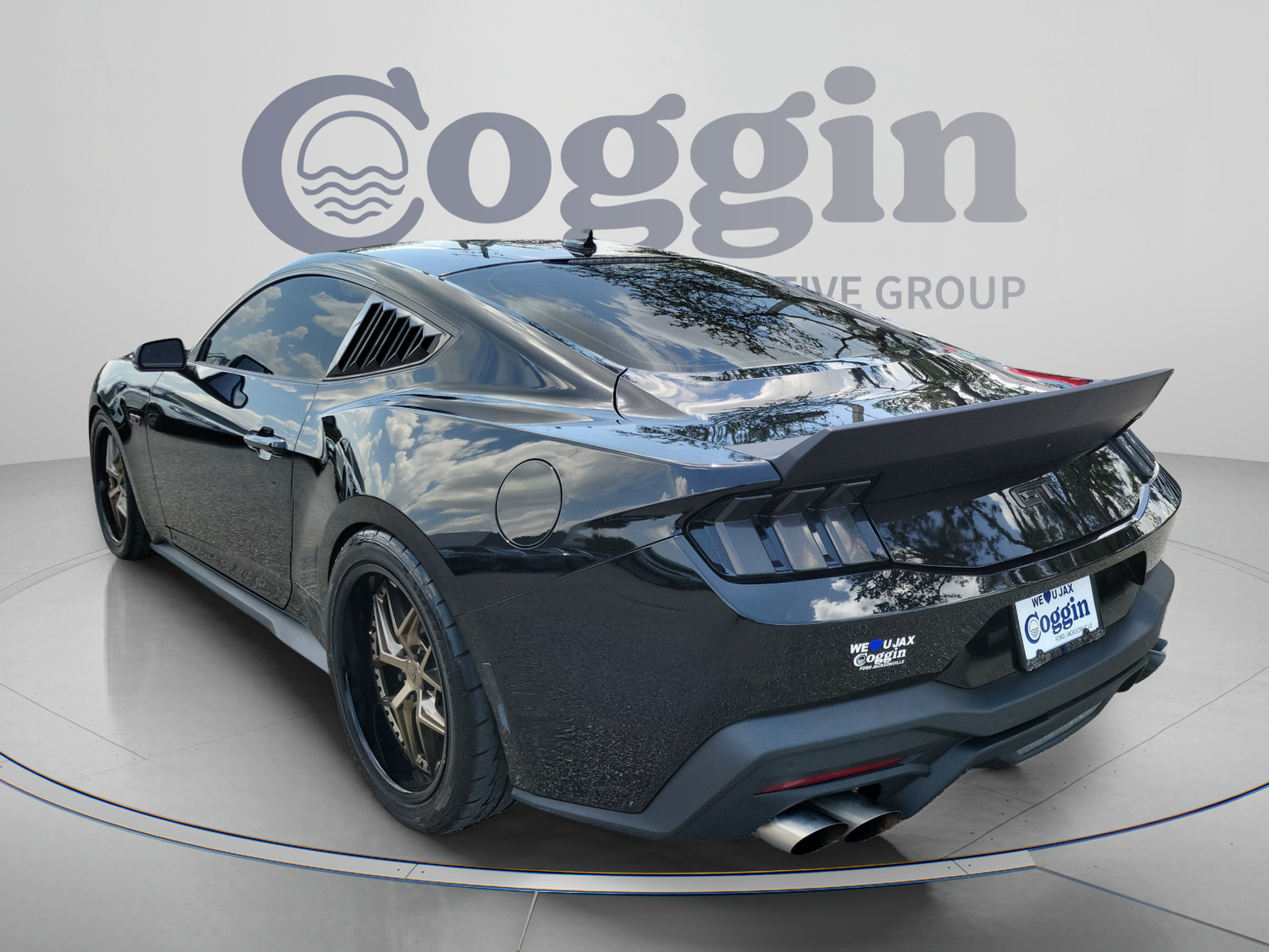 Certified 2024 Ford Mustang GT Premium RWD image 2