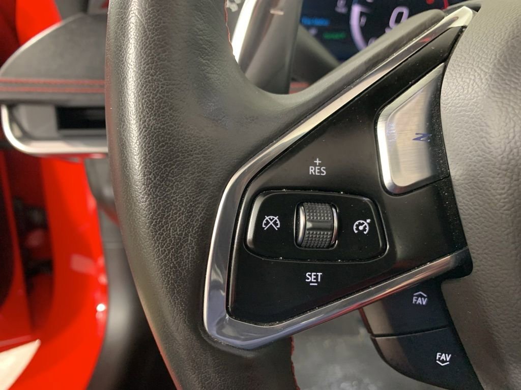 Used 2020 Chevrolet Corvette Stingray Preferred Cpe w/ 2LT Preferred Equipment Group RWD image 30
