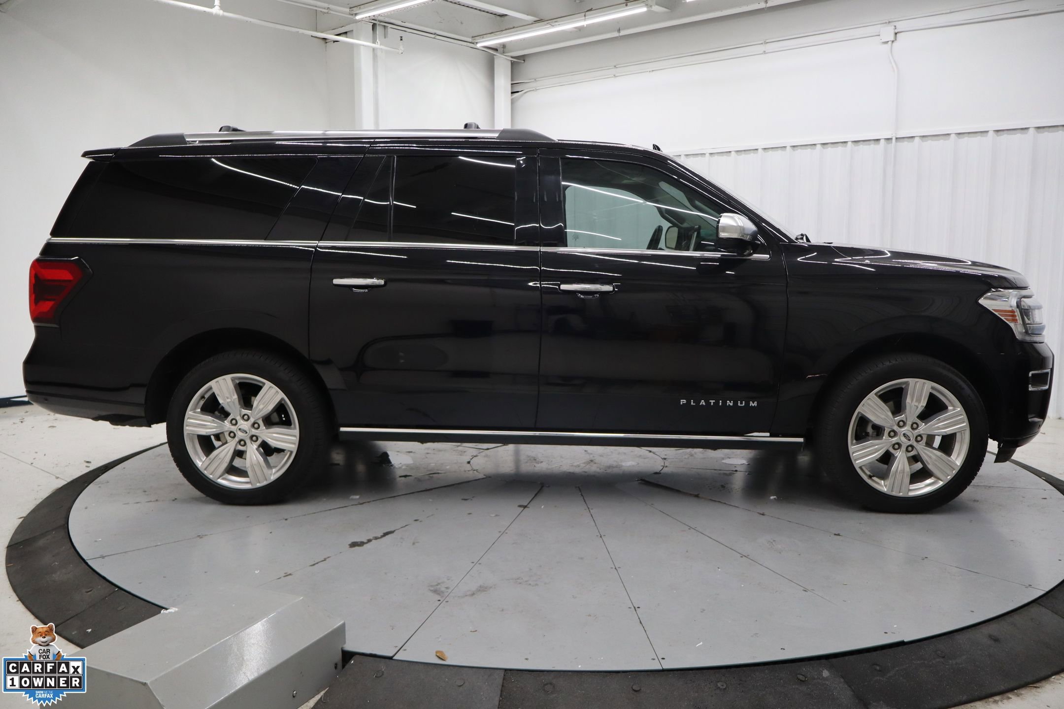 Certified 2024 Ford Expedition Max Platinum AWD/4WD image 2