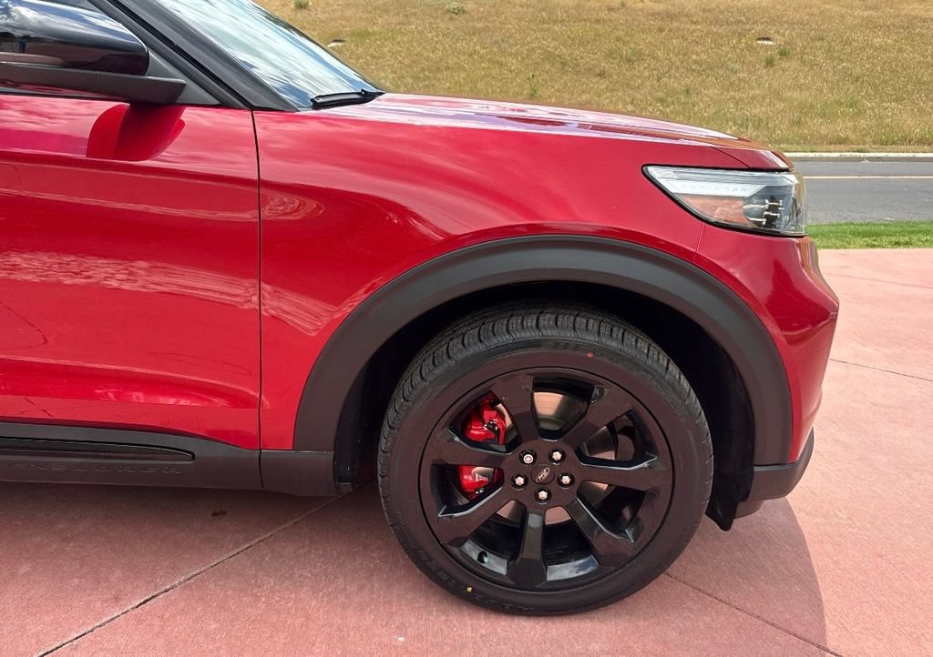 Certified 2023 Ford Explorer ST w/ Equipment Group 401A AWD/4WD image 30