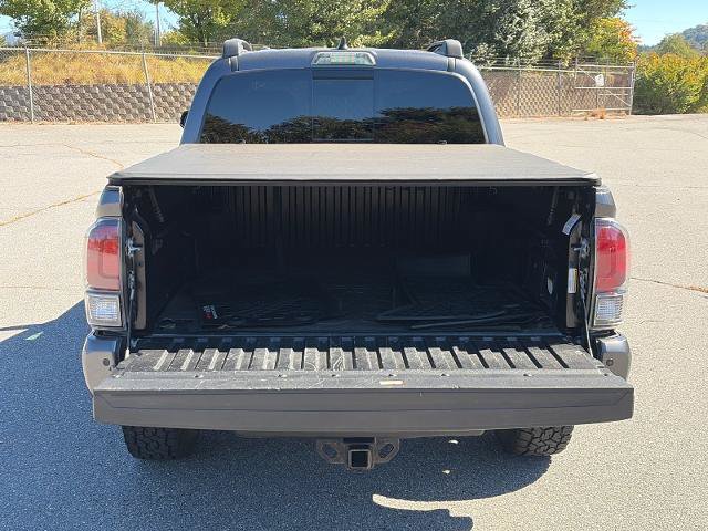 Used 2021 Toyota Tacoma TRD Pro AWD/4WD image 4