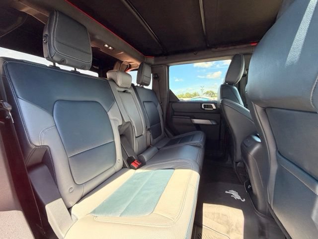 Certified 2022 Ford Bronco Outer Banks w/ Sasquatch Package AWD/4WD image 28