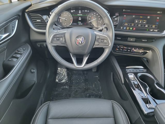 Used 2023 Buick Envision Essence image 31