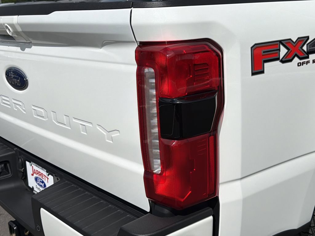 Certified 2023 Ford F250 Lariat w/ Lariat Ultimate Package AWD/4WD image 9